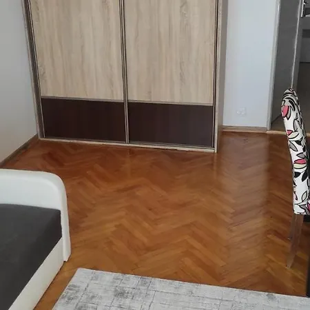 Apartment Piastowska 100